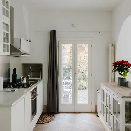 The Secret Loft Garden Appartement *